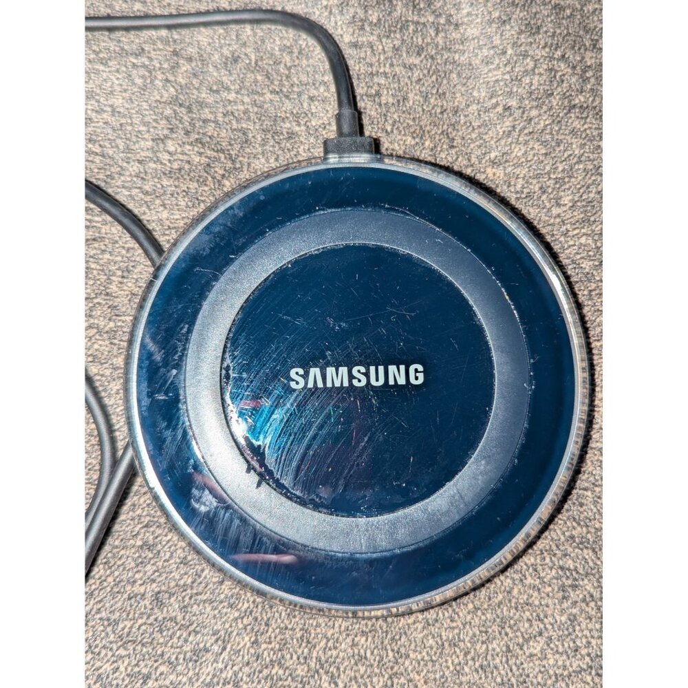 Samsung Wireless Charger EP-PG920A With USB Cable 5V Input Black Circular Design